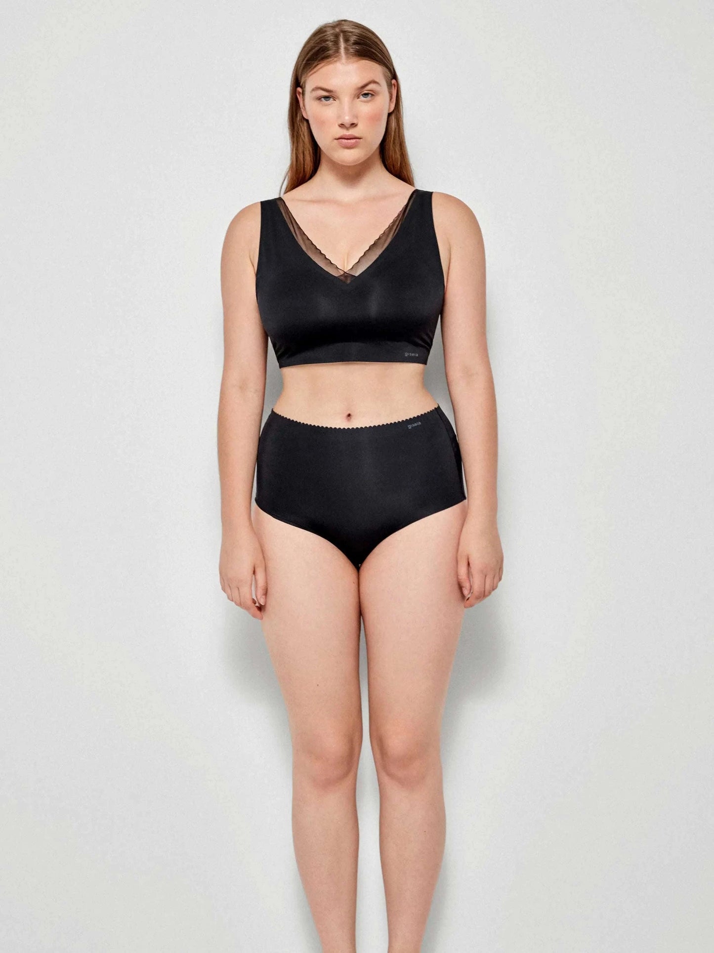 Sujetador sin aro y con foam acabados termofusionados GISELA Athenea y Laia Market