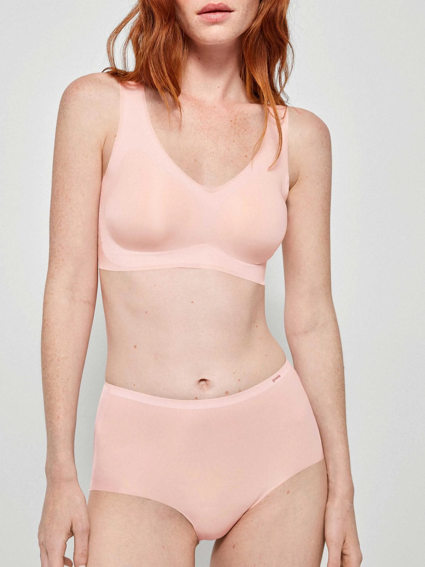 Sujetador foam extraíble efecto segunda piel GISELA