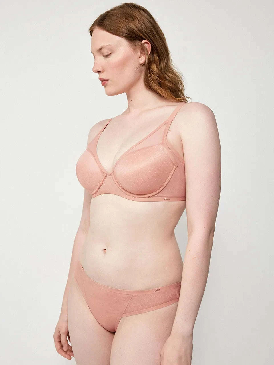 Sujetador bralette de capacidad y aros en tejido plumetti GISELA Athenea y Laia Market