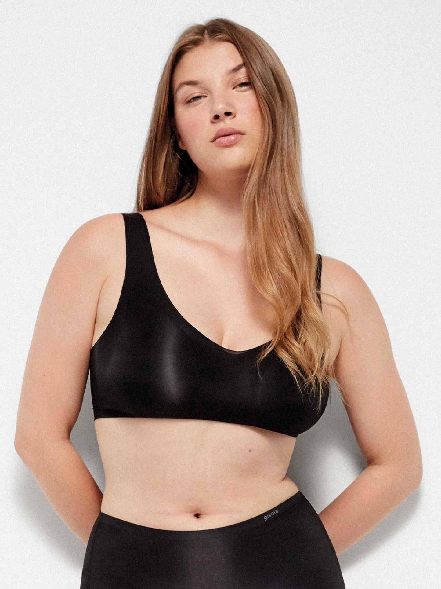 Sujetador foam extraíble efecto segunda piel GISELA Athenea y Laia Market