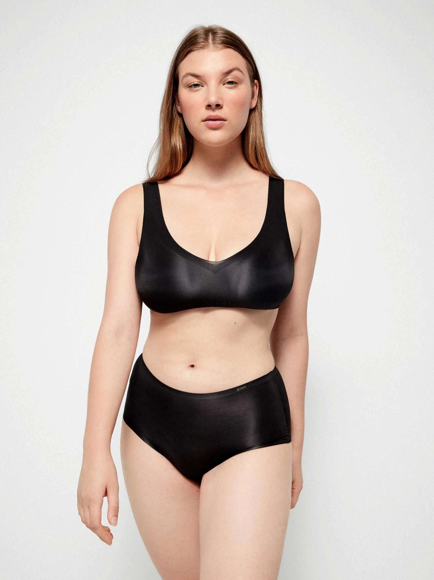 Sujetador foam extraíble efecto segunda piel GISELA Athenea y Laia Market