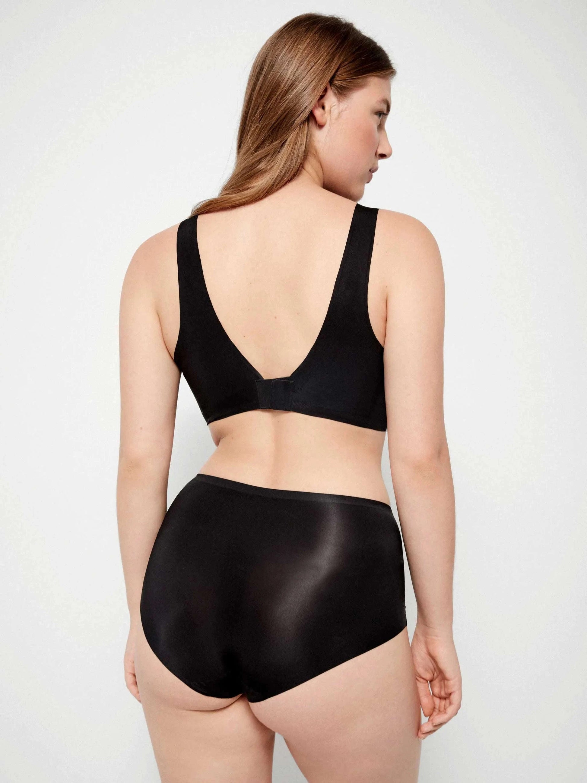 Sujetador foam extraíble efecto segunda piel GISELA Athenea y Laia Market