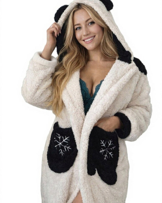 Albornoz polar blanco con capucha y bolsillo negro bordado – Abrigable y suave - Athenea y Laia Market