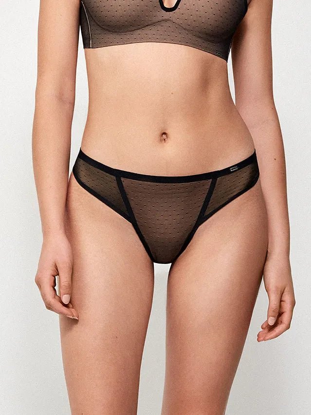 Braguita brasileña en tejido plumetti y acabados termofusionados - Athenea y Laia Market