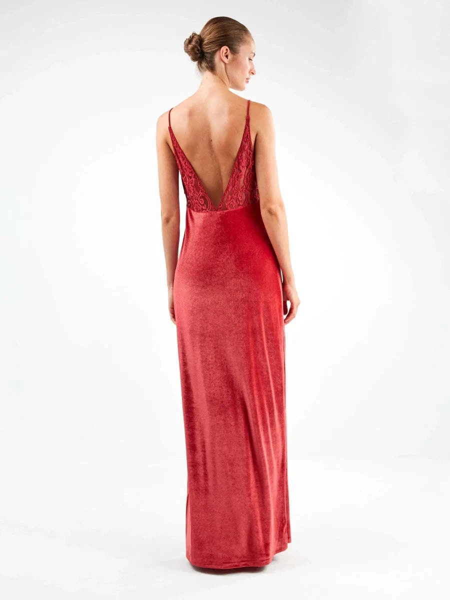 Vestido largo de terciopelo con caída fluida y sofisticada - Athenea y Laia Market
